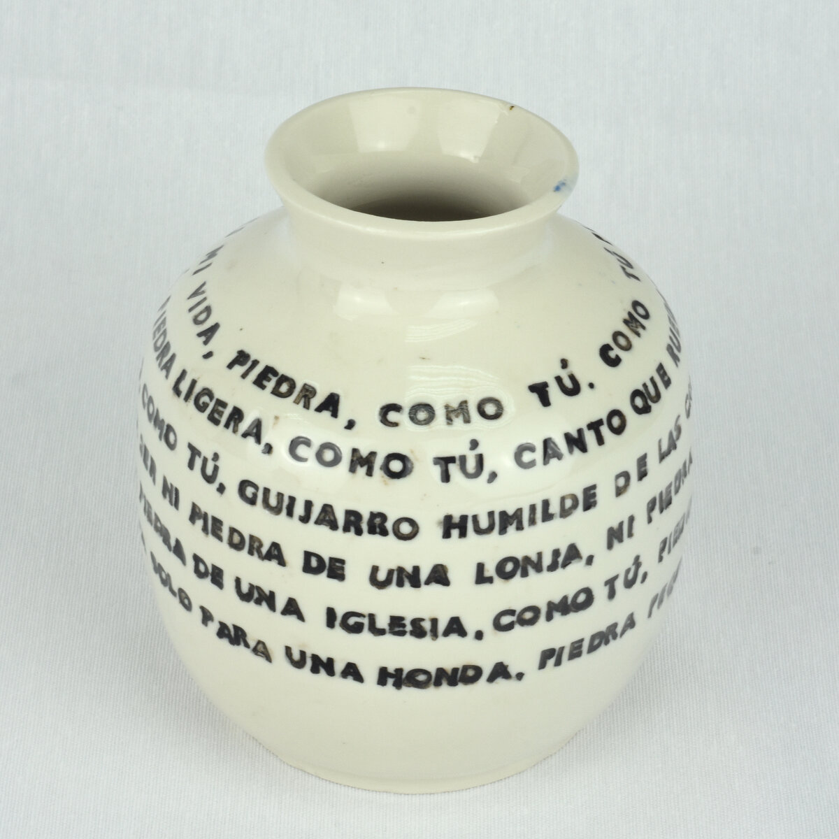 Búcaro poema de LolaBotijo